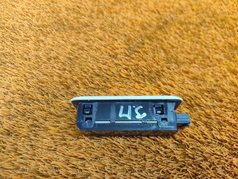 Плафон салона