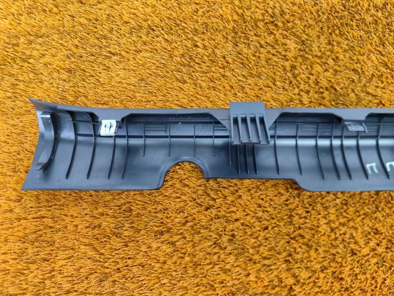 Накладка порога внутренняя