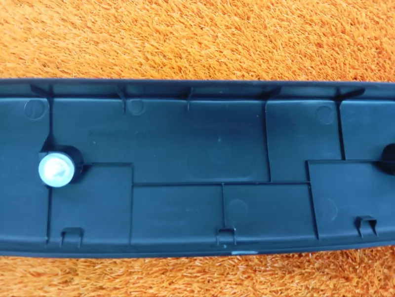 Обшивка багажника