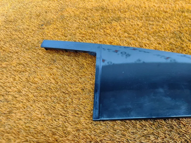 Молдинг двери