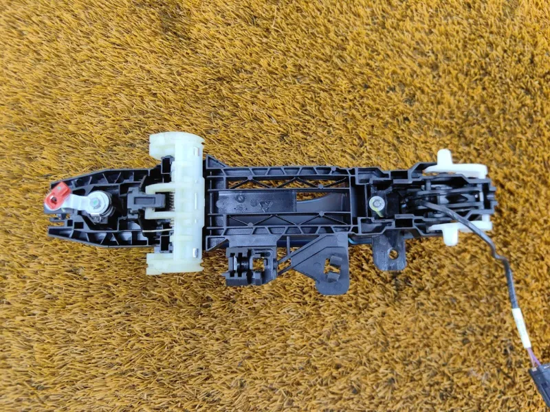 Ручка двери наружняя