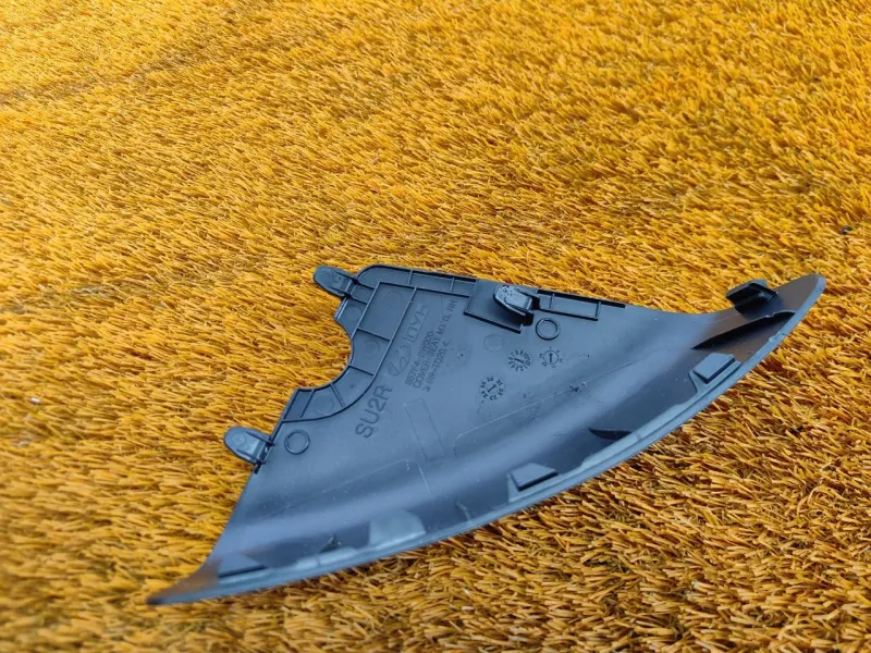 Накладка в салоне