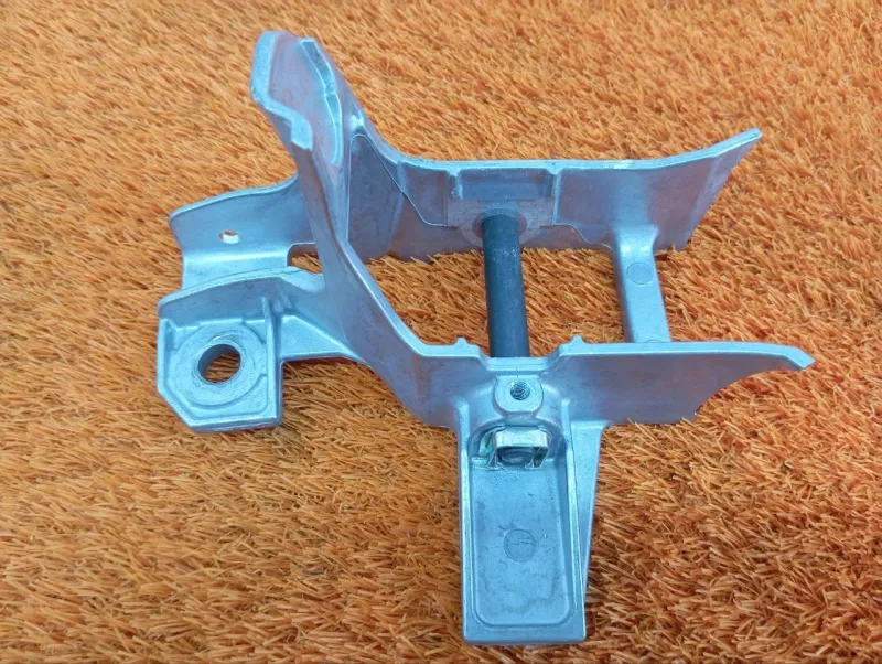 Педаль тормоза