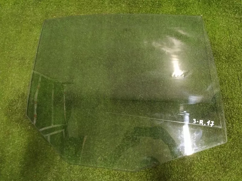 Стекло двери BMW 5-Series 2008 51357110636 E60, заднее правое