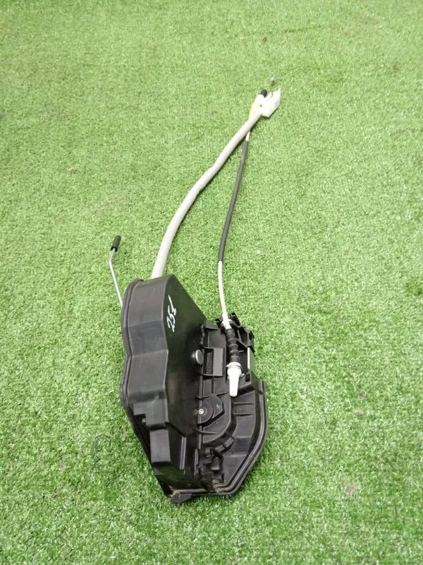 Замок двери