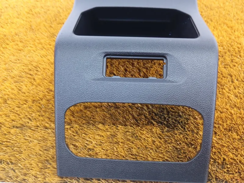 Накладка центральной консоли