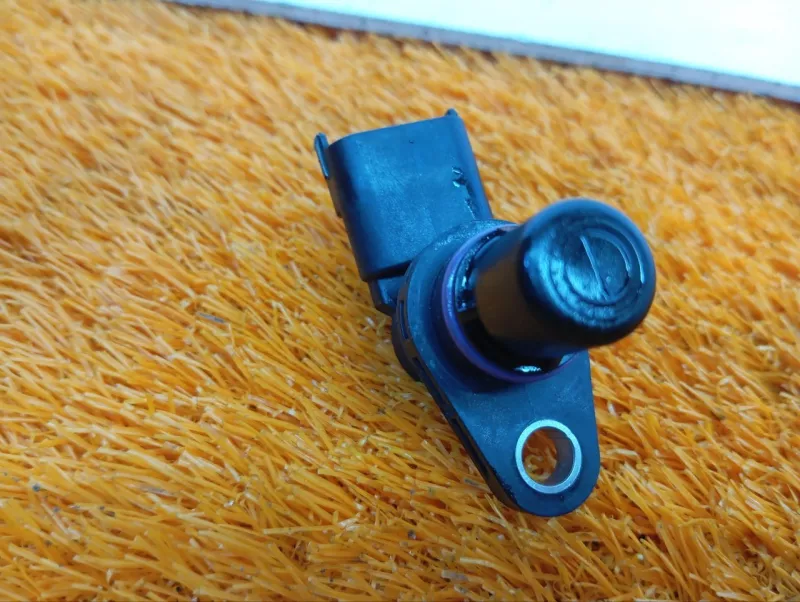 Датчик положения распредвала