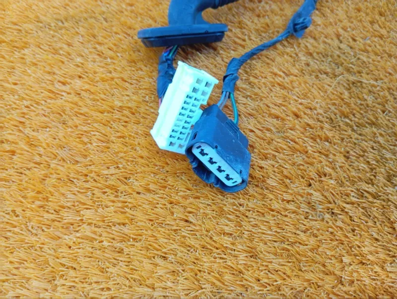 Проводка двери