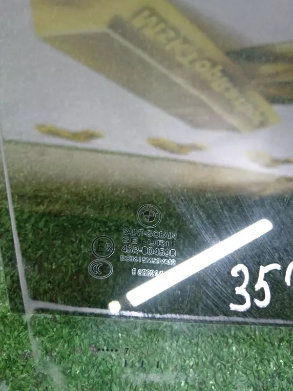 Стекло двери BMW X5 2007 51337137014 E70, переднее правое