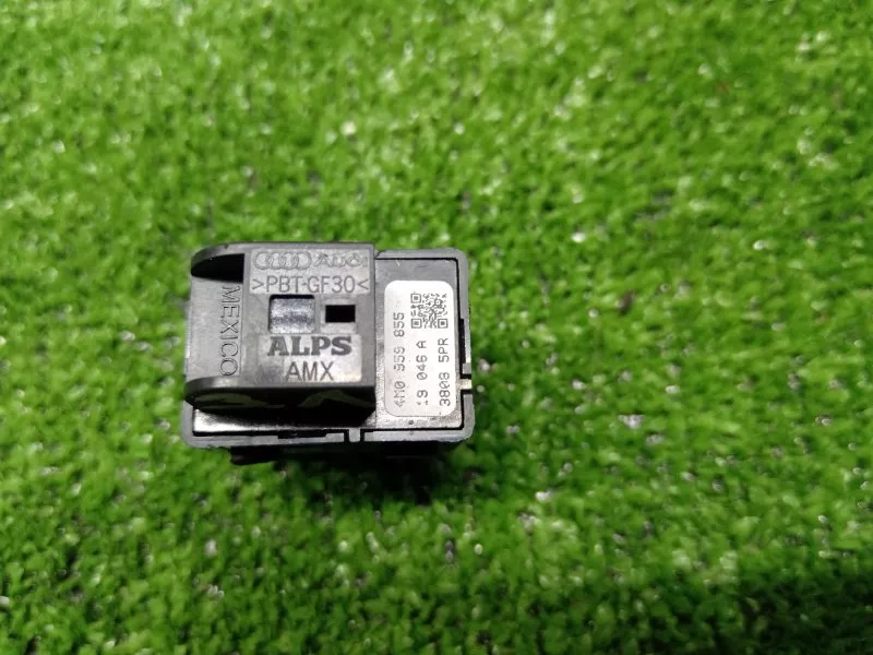 Кнопка стеклоподъемника