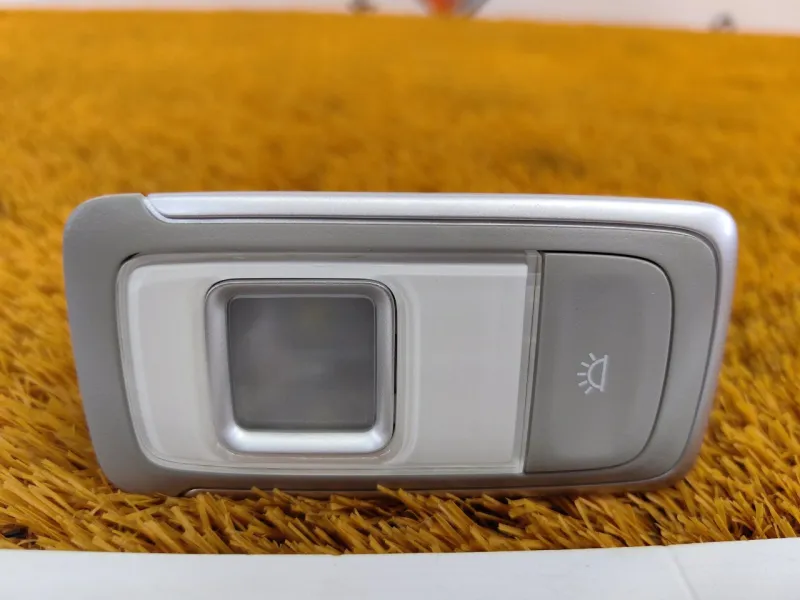 Плафон салона