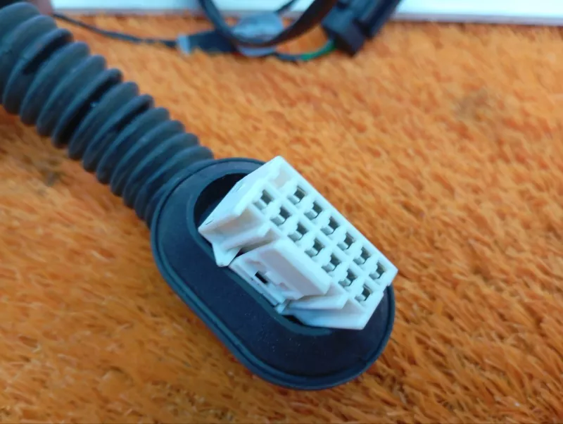 Проводка двери