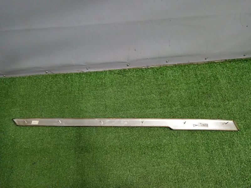 Накладка двери декоративная