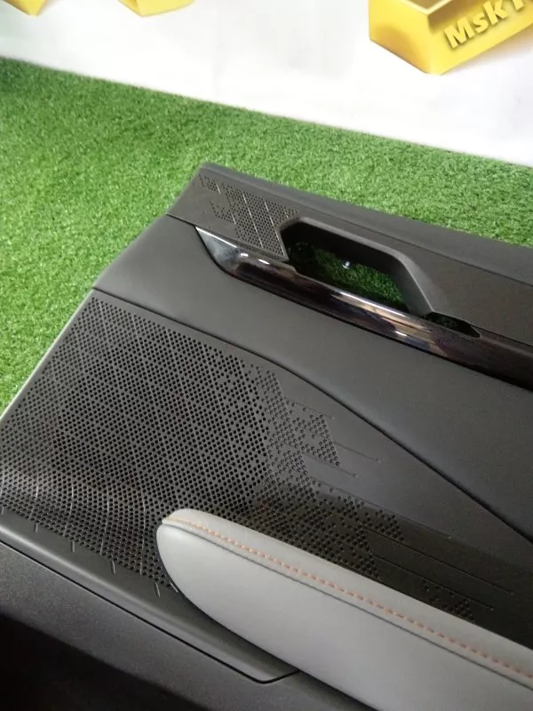 Обшивка двери