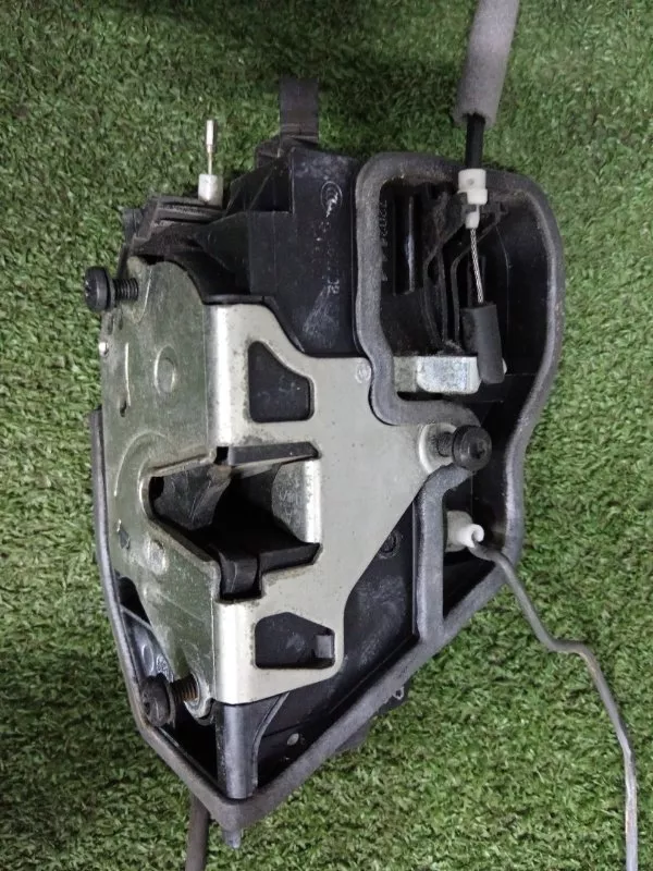 Замок двери