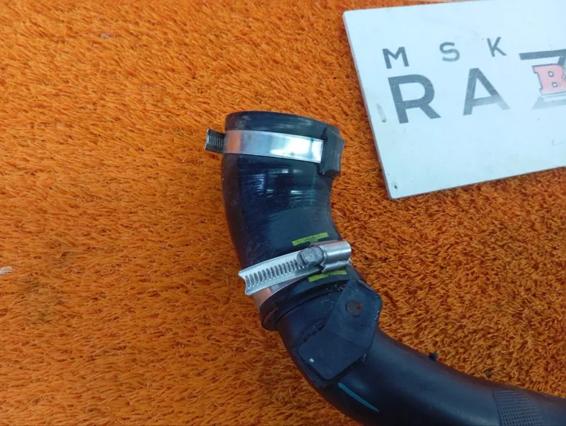 Патрубок интеркулера