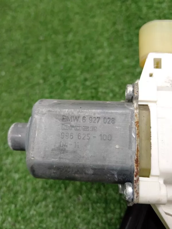 Стеклоподъемник BMW 3-Series 2005 51337140587 E90, передний правый