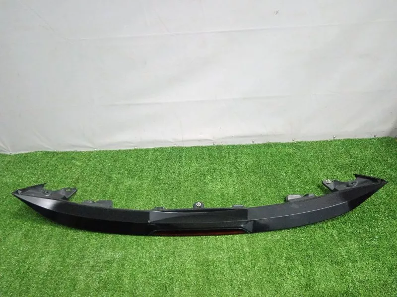 Кронштейн спойлера двери багажника