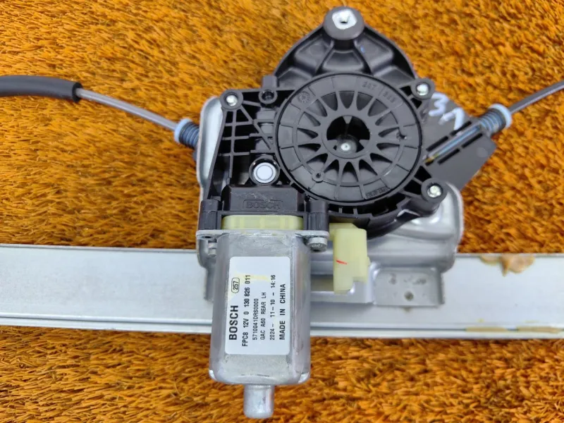 Стеклоподъемник