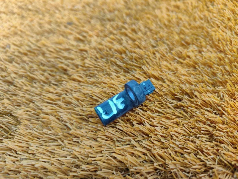 Датчик положения распредвала