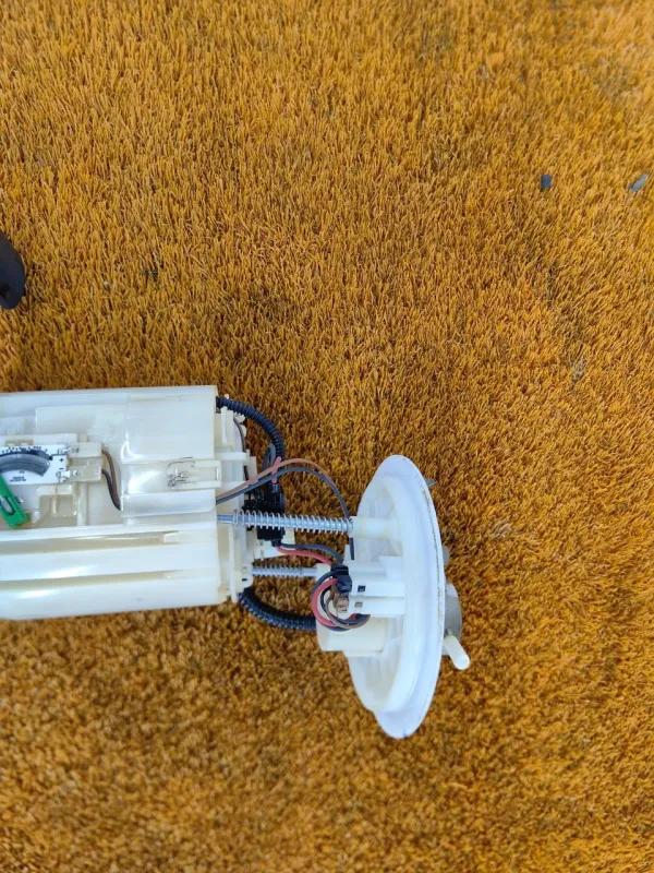 Бензонасос