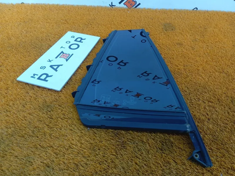 Форточка двери