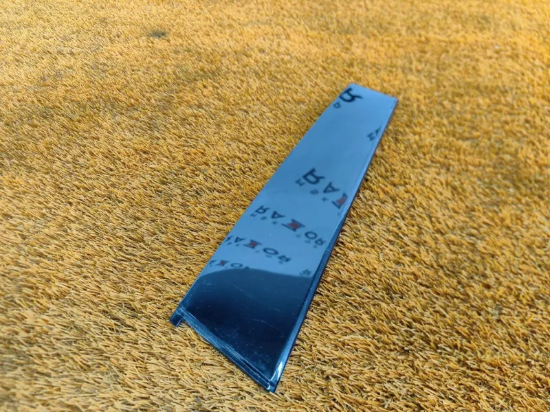 Молдинг двери