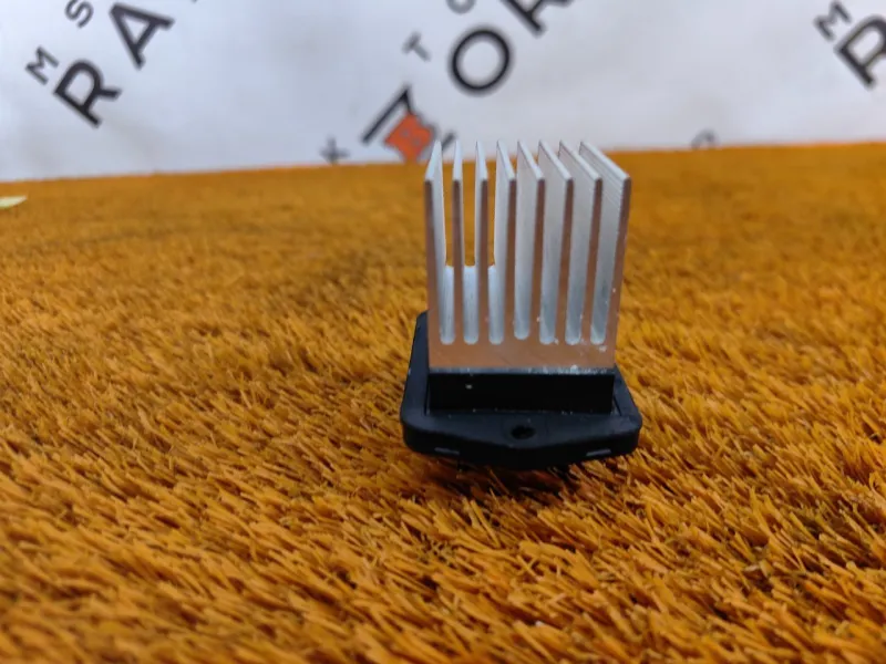 Резистор отопителя