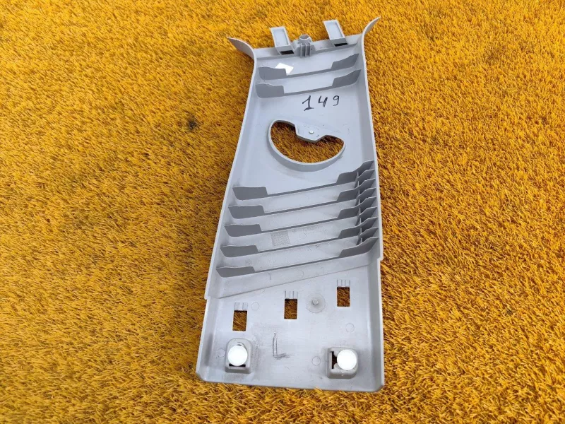 Обшивка стойки