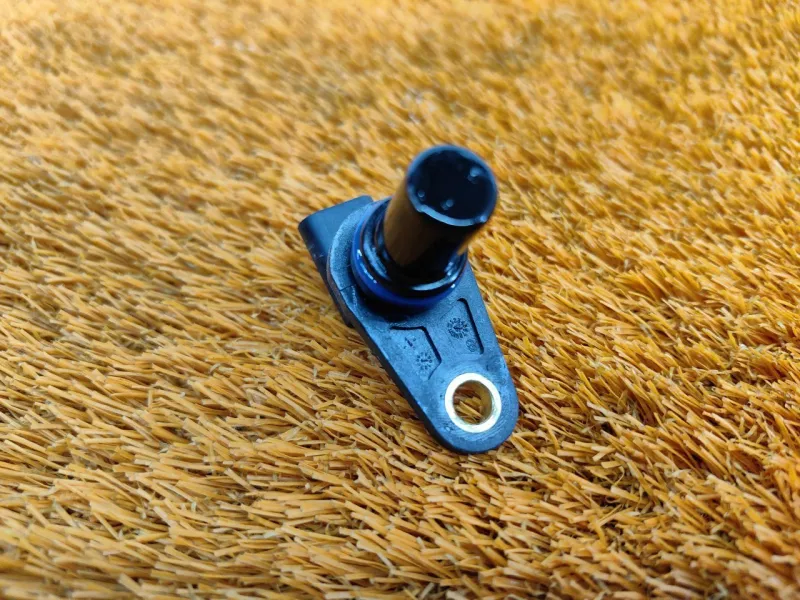 Датчик положения распредвала