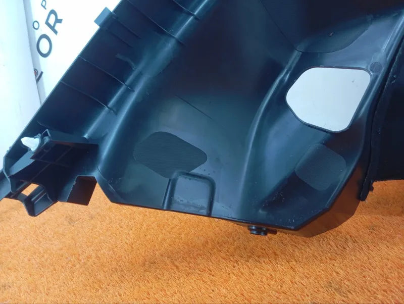 Обшивка багажника