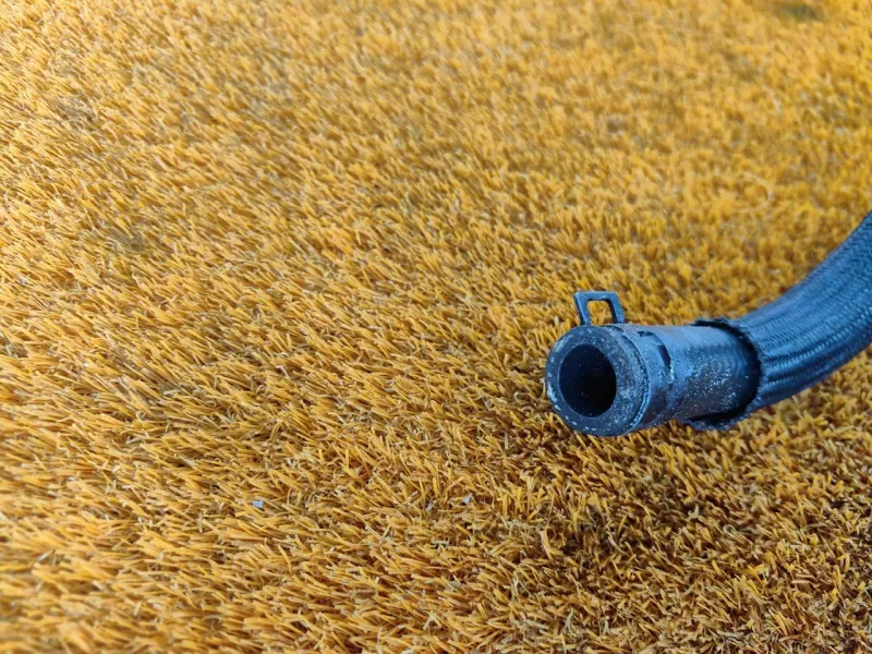 Патрубок системы охлаждения