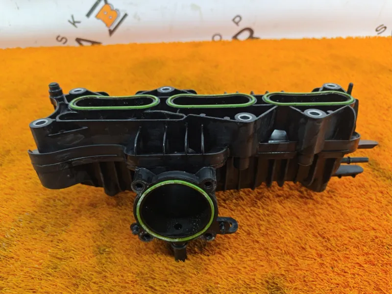 Коллектор впускной