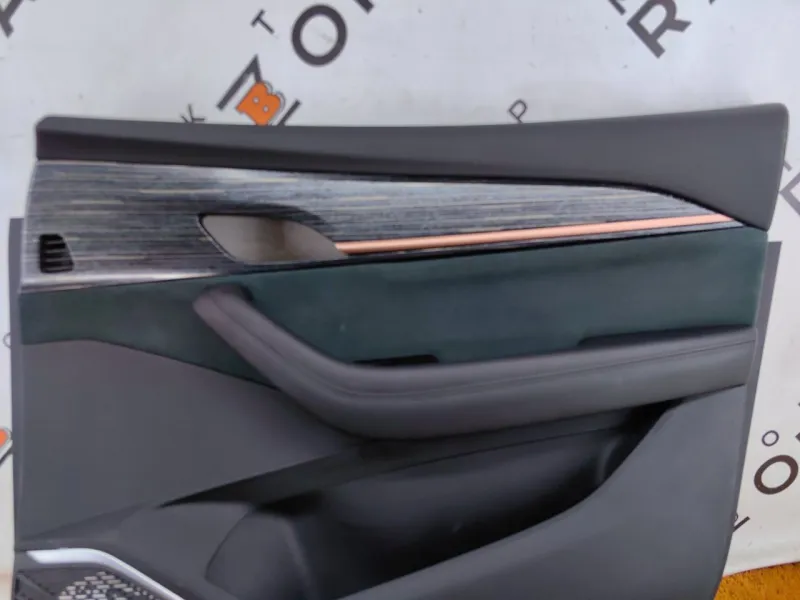 Обшивка двери