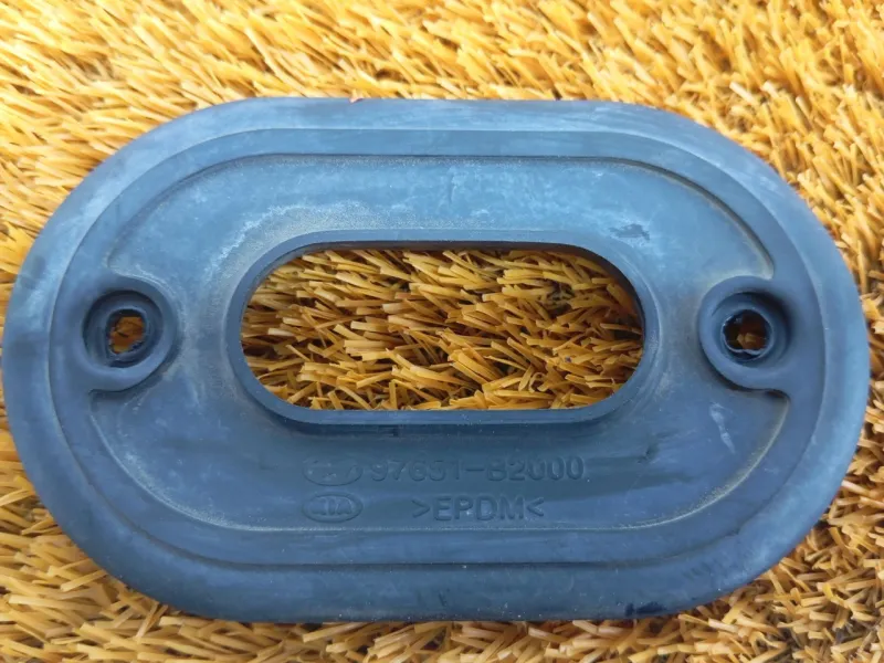 Уплотнительная резинка