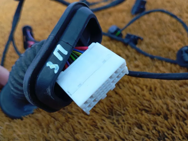 Проводка двери