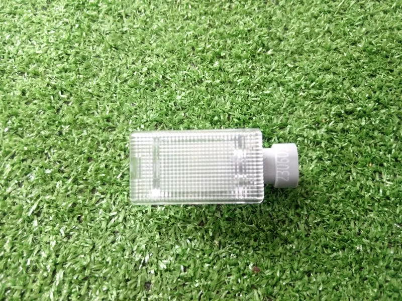 Плафон подсветки багажника