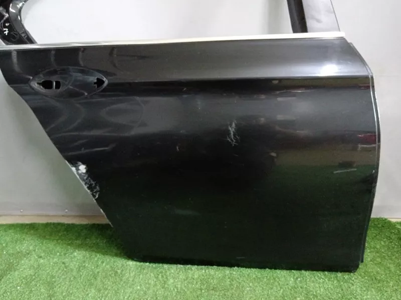 Дверь BMW 5-Series 2011 41007206114 F10, задняя правая