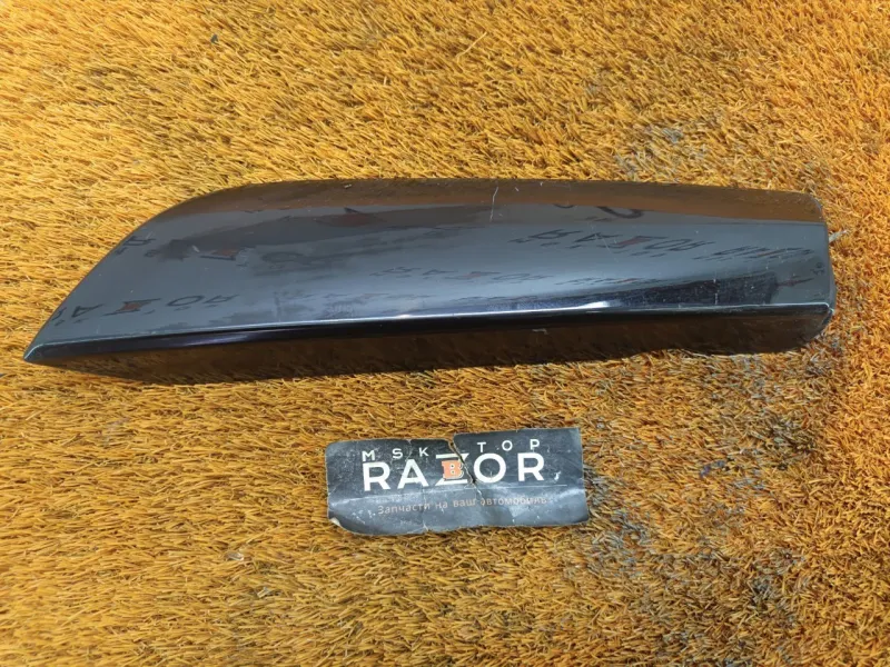 Молдинг на крыло