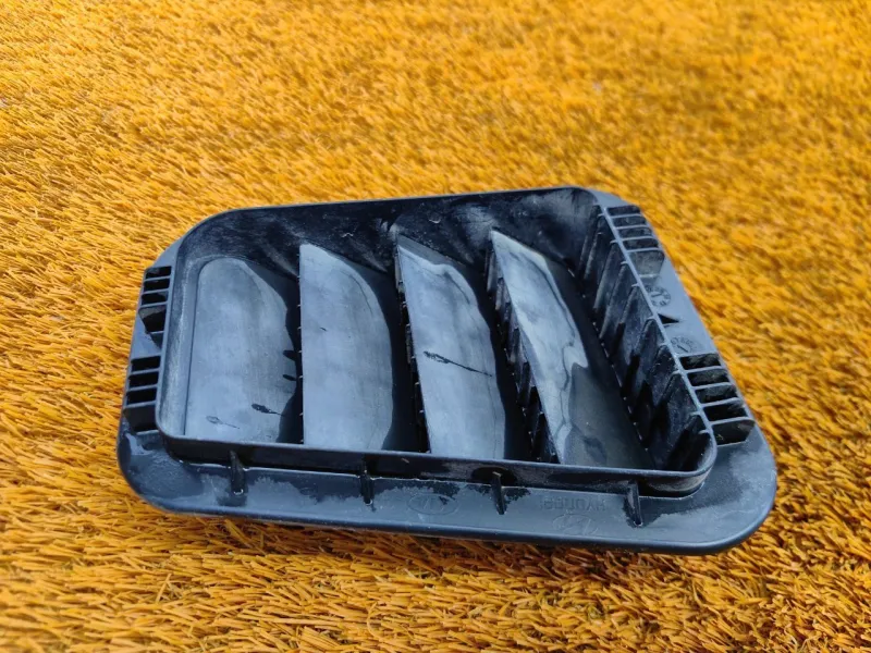 Решетка вентиляционная