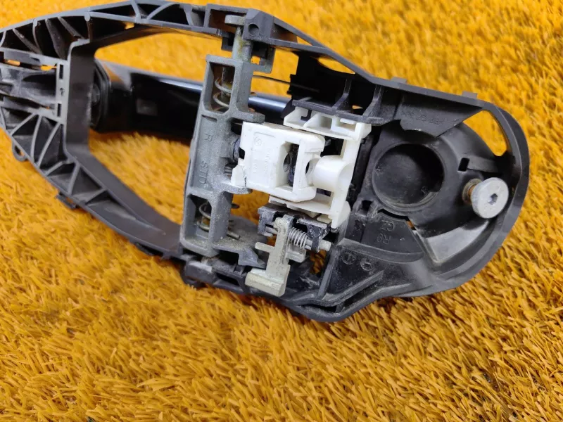 Ручка двери наружняя