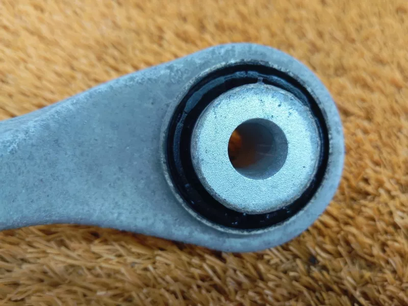 Рычаг подвески