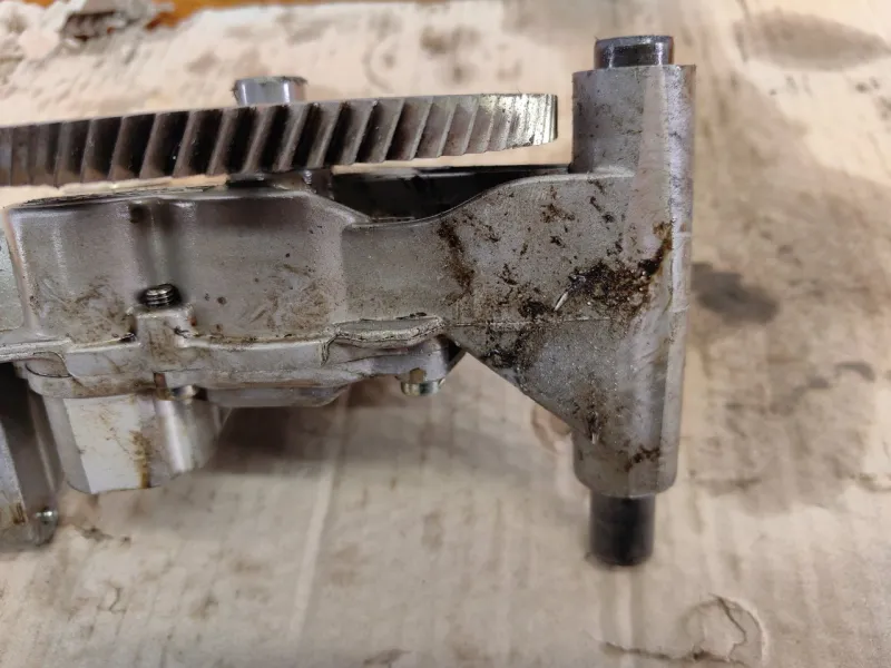 Насос масляный