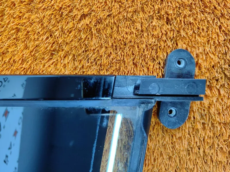 Форточка задняя