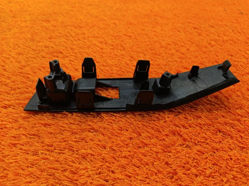 Молдинг двери