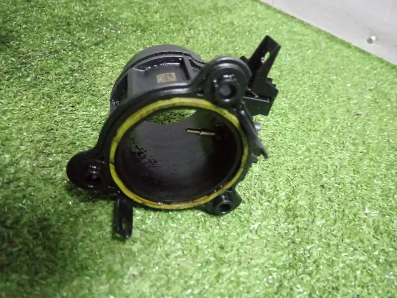 Патрубок дроссельной заслонки