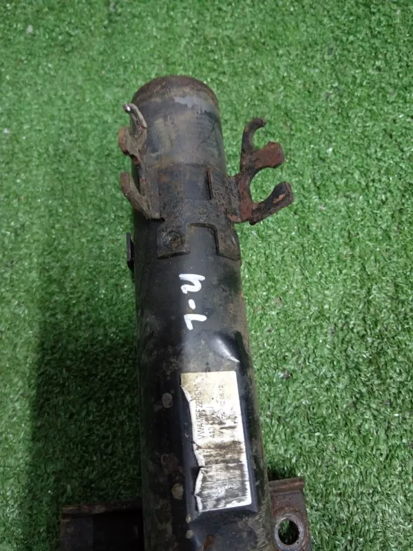 Стойка подвески