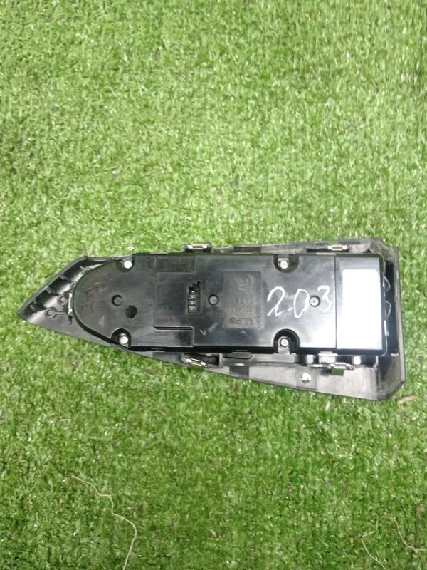 Блок управления стеклоподъемниками