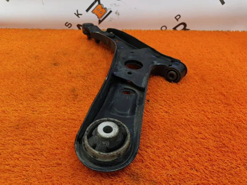 Рычаг подвески