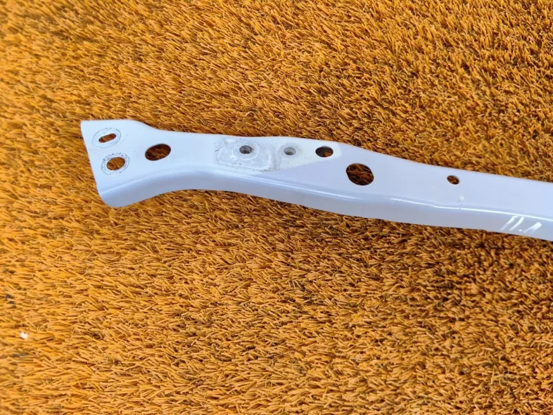 Крепление фары